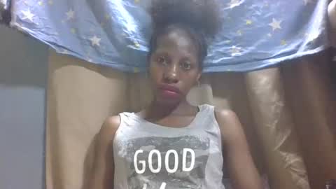 edwige770943 online show from 04/13/26, 07:19