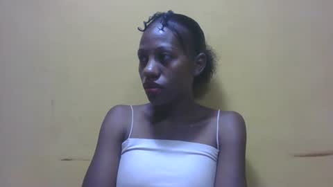 Snapshot of edwige770943 chatting on 04/19/26, 08:02 edwige770943 online show from 04/19/26, 08:02