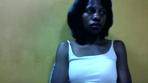 Snapshot of edwige770943 chatting on 04/21/26, 04:12 edwige770943 online show from 04/21/26, 04:12