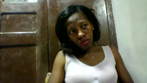 Snapshot of edwige770943 chatting on 04/23/26, 07:52 edwige770943 online show from 04/23/26, 07:52