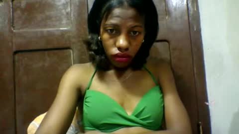 Snapshot of edwige770943 chatting on 05/01/26, 02:49 edwige770943 online show from 05/01/26, 02:49