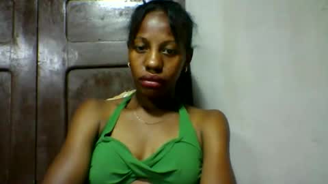 Snapshot of edwige770943 chatting on 05/08/26, 06:41 edwige770943 online show from 05/08/26, 06:41