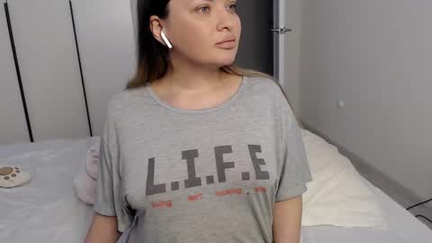 eelena4kiss online show from 02/16/25, 07:49