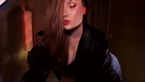 eesmaaarr online show from 05/15/26, 11:23