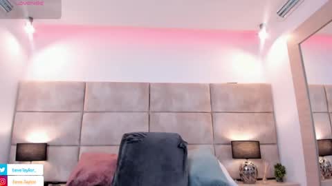 Snapshot of eevee_taylor chatting on 06/06/26, 03:00 Eevee online show from 06/06/26, 03:00