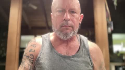 Snapshot of eevilempire chatting on 03/02/26, 07:21 Harley Biker online show from 03/02/26, 07:21