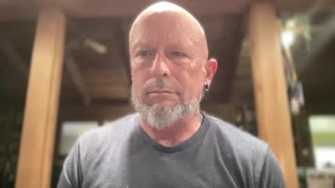 Snapshot of eevilempire chatting on 03/09/26, 05:50 Harley Biker online show from 03/09/26, 05:50