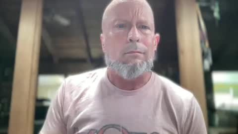 Snapshot of eevilempire chatting on 03/17/26, 05:27 Harley Biker online show from 03/17/26, 05:27