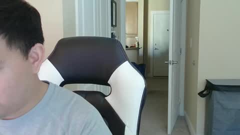 EffenHowie online show from 06/05/26, 02:23