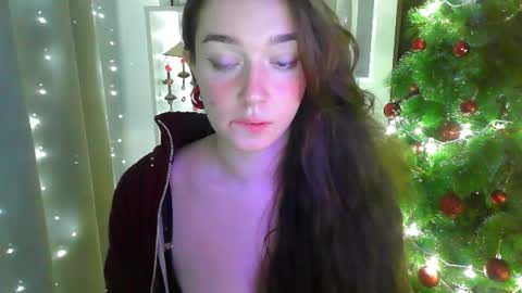 effie_balconii online show from 12/26/24, 01:32