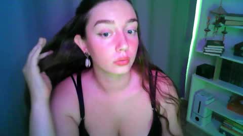 effie_balconii online show from 09/20/25, 03:02