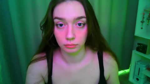 Snapshot of effie_balconii chatting on 03/12/26, 12:33 effie_balconii online show from 03/12/26, 12:33