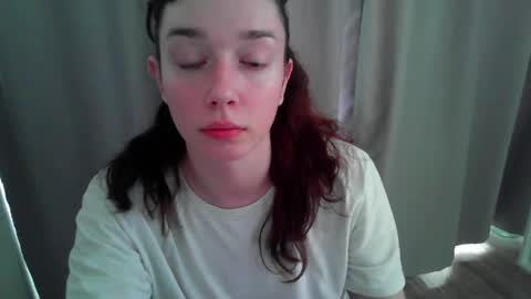 Snapshot of effie_balconii chatting on 04/02/26, 10:46 effie_balconii online show from 04/02/26, 10:46