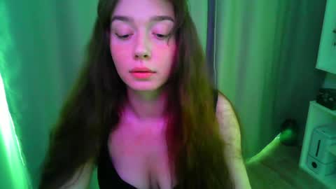 Snapshot of effie_balconii chatting on 04/16/26, 02:29 effie_balconii online show from 04/16/26, 02:29