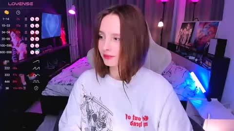 Effie online show from 03/09/25, 03:38