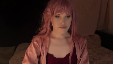 Snapshot of effiemur chatting on 01/09/25, 07:08 Effie Mur online show from 01/09/25, 07:08