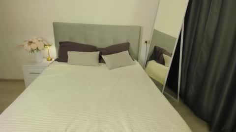 Snapshot of effiemur chatting on 12/01/25, 10:31 Effie Mur online show from 12/01/25, 10:31