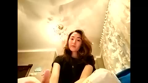 Snapshot of effy007 chatting on 12/02/24, 02:41 Effy online show from 12/02/24, 02:41