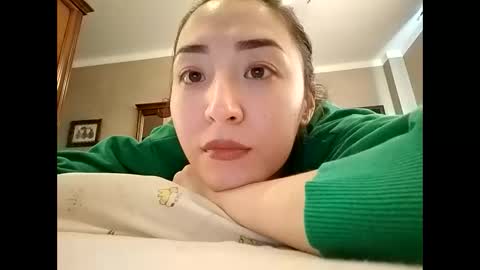 Snapshot of effy007 chatting on 12/15/24, 10:07 Effy online show from 12/15/24, 10:07