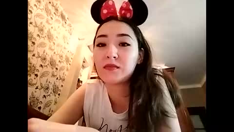 Snapshot of effy007 chatting on 10/29/25, 01:35 Effy online show from 10/29/25, 01:35