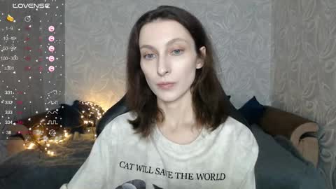 Anna online show from 10/31/25, 04:30