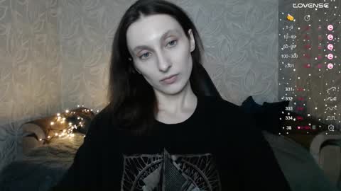 Anna online show from 12/23/25, 06:11