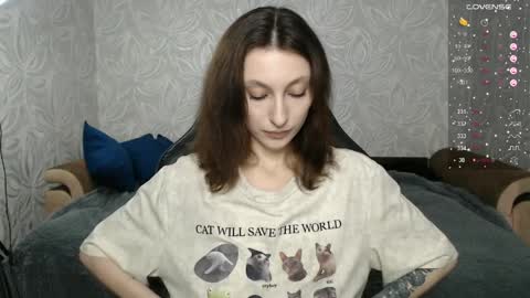 Snapshot of effy_gray chatting on 04/02/26, 06:55 Anna online show from 04/02/26, 06:55