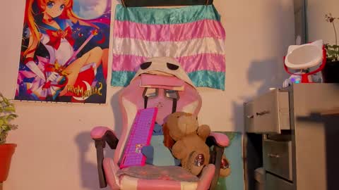 effy_marinn online show from 09/21/25, 05:42