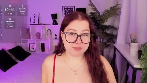 Effy online show from 12/03/25, 01:42