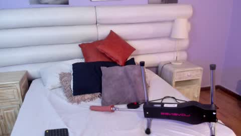    online show from 02/28/25, 03:48