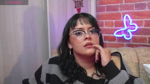 Snapshot of effystone777 chatting on 09/26/25, 05:55 effystone777 online show from 09/26/25, 05:55