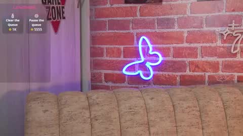 Snapshot of effystone777 chatting on 10/01/25, 06:41 effystone777 online show from 10/01/25, 06:41