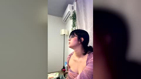 Snapshot of effystone777 chatting on 03/19/26, 02:37 effystone777 online show from 03/19/26, 02:37