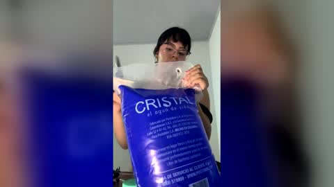 Snapshot of effystone777 chatting on 04/15/26, 02:07 effystone777 online show from 04/15/26, 02:07