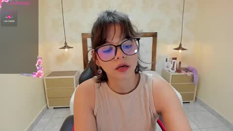 Snapshot of effystonnem chatting on 12/07/24, 07:43  E F F Y  online show from 12/07/24, 07:43