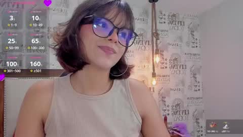 Snapshot of effystonnem chatting on 12/27/24, 07:14  E F F Y  online show from 12/27/24, 07:14