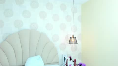 Snapshot of effystonnem chatting on 01/03/25, 10:08  E F F Y  online show from 01/03/25, 10:08