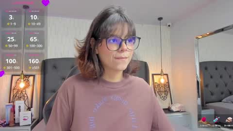 Snapshot of effystonnem chatting on 02/21/25, 07:21  E F F Y  online show from 02/21/25, 07:21