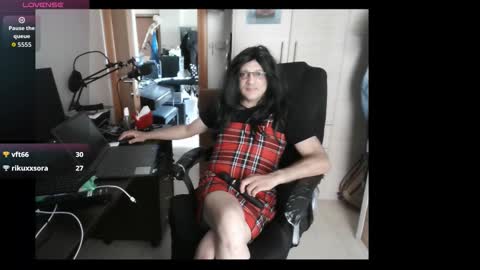 efi_crossou online show from 09/12/25, 12:16