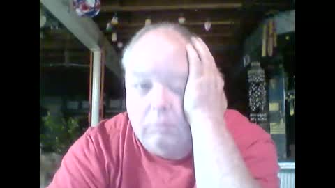 Snapshot of efriff chatting on 04/30/26, 10:32 efriff online show from 04/30/26, 10:32