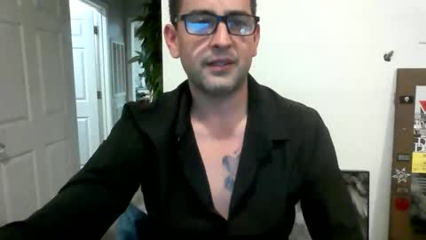 Snapshot of eguevara555500 chatting on 04/29/26, 11:47 SilverBulture online show from 04/29/26, 11:47