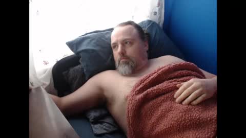 Snapshot of ehmac84 chatting on 05/03/26, 04:02 Eh Mac online show from 05/03/26, 04:02