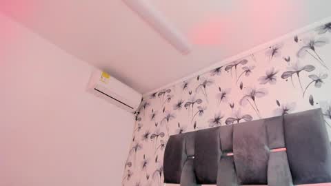 Valery online show from 12/31/24, 12:04