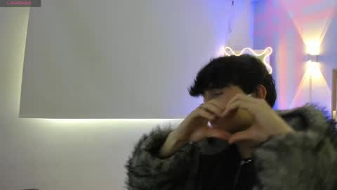 Snapshot of eidan_tay chatting on 04/15/26, 08:42 eidan_tay online show from 04/15/26, 08:42