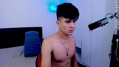 eiden_allenx1 online show from 01/28/25, 10:23
