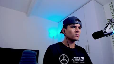 eiden_allenx1 online show from 02/09/25, 07:16