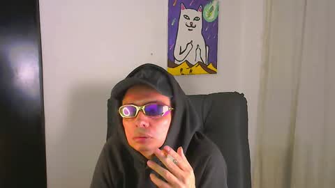 Snapshot of eider122 chatting on 02/18/26, 02:07 EIder online show from 02/18/26, 02:07