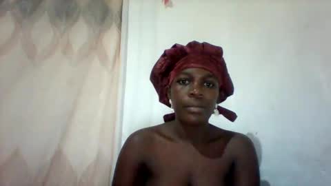 Snapshot of eileen_en chatting on 05/02/26, 07:19 eileen_en online show from 05/02/26, 07:19