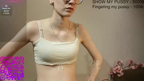 Snapshot of eileencrowday chatting on 05/03/26, 03:12 eileencrowday online show from 05/03/26, 03:12