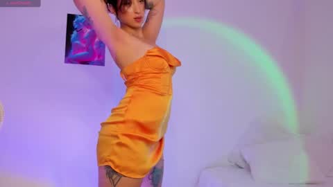   EileenFord    online show from 01/31/25, 01:11